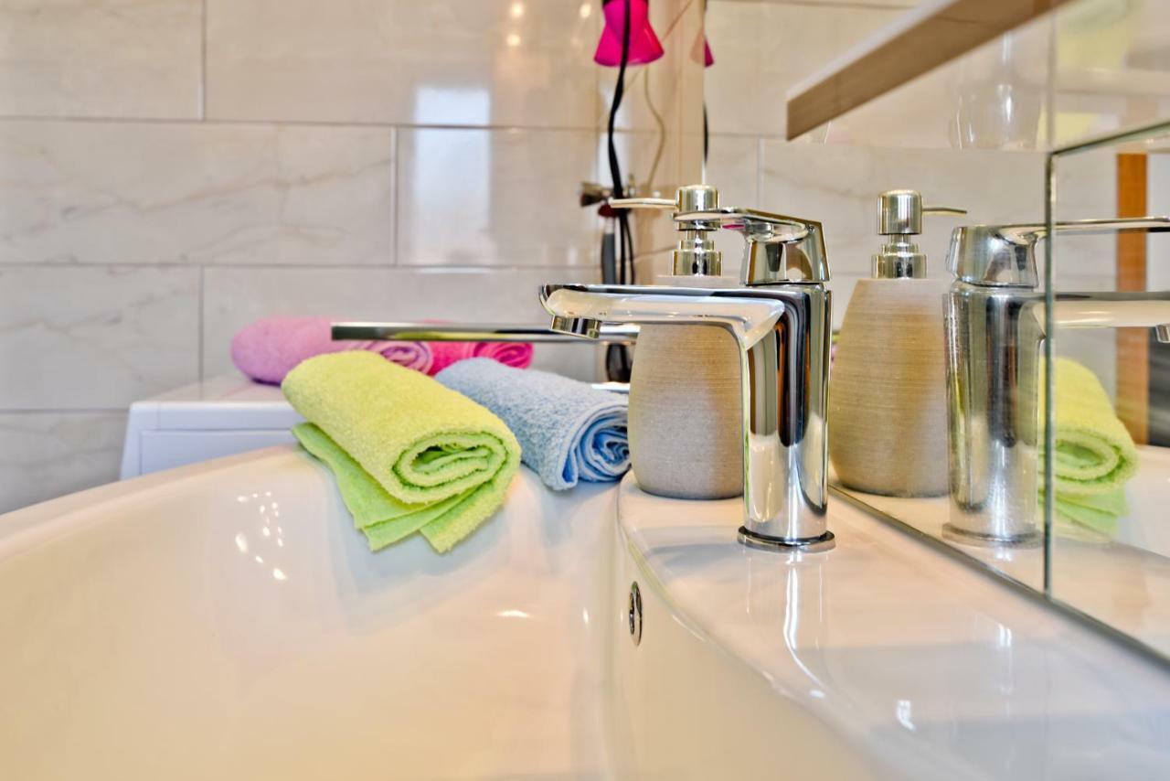 Apartament Mica *